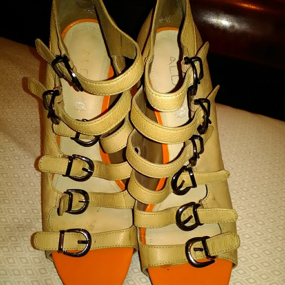 Aldo ladies strapped boot cut heels two toned